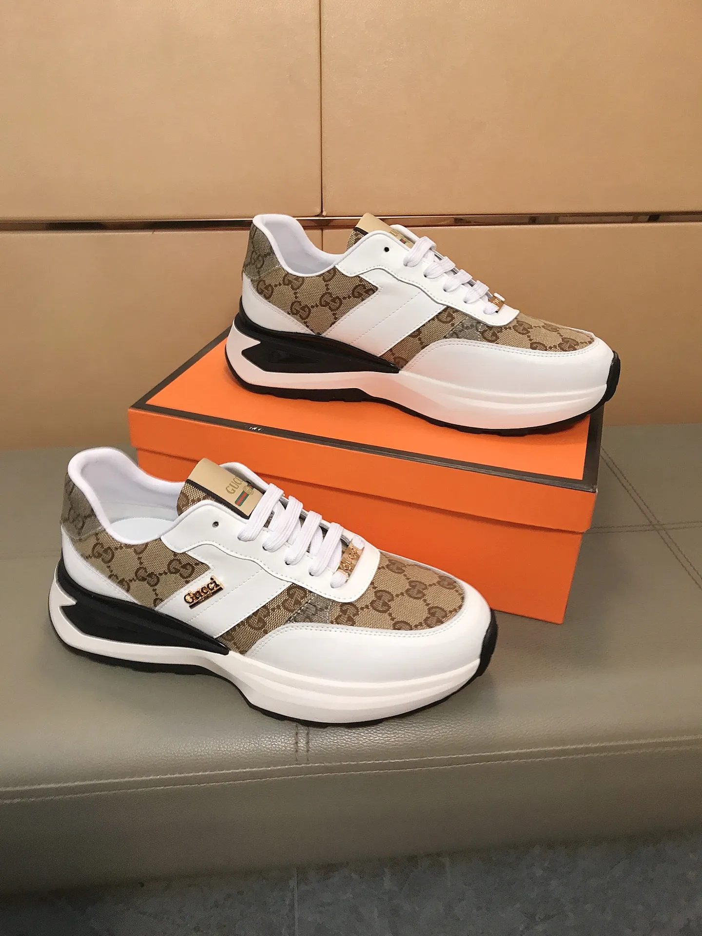 Ex-factory price 442 👟👟🆕🆕 (GUCCI) latest casual and fashionable men's shoes, hot style 💥 simple and elegant style, exclusive for trendy men, the upper is made of cowhide + brand printed fabric, sheepskin lining + foot pads, soft and comfortable outsole! 38-44.